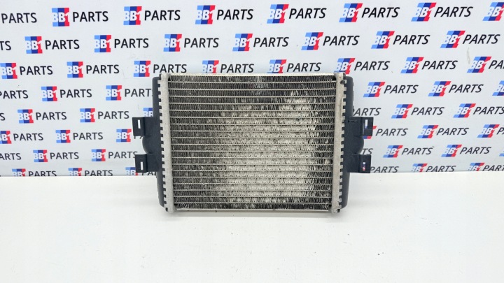 BMW F30 F31 F32 F22 F36 zusätzliche Kühler Wasserkühler 7600697