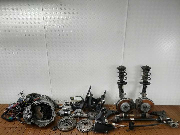 OPEL ASTRA K 15-21 1.6 CDTI PRZEKLADKA AUTOMAT za MANUAL mjenjač M32 OE
