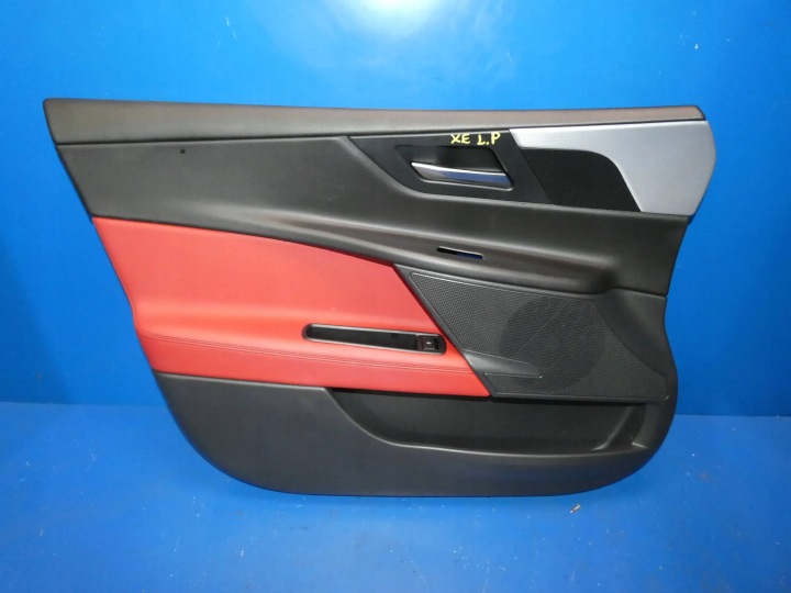 JAGUAR XE X760 R SPORT side upholstery door left front WERSJA ANGIELSKA