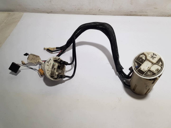 Pompa alimentazione carburante plywak Mercedes CLK W209 W203 DIESEL 2034703394