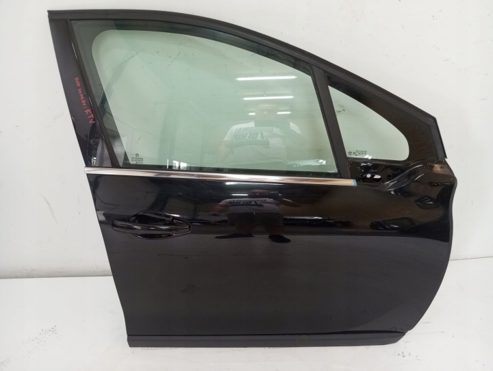 Portière Droit Avant PEUGEOT 2008 et 19R