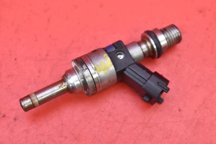 nozzle injector 94811012830 PORSCHE PANAMERA 970 4.8 V8 400 KM 09-13