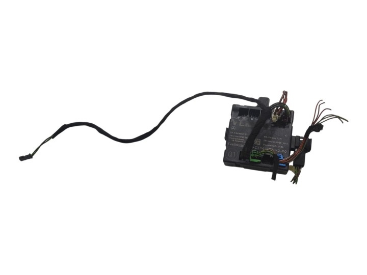 module door left front MERCEDES A-KLASA W176 2012-2015 A1669005505