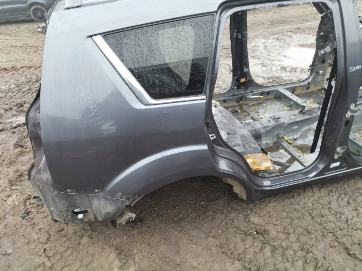 Štvrťka blatník pravý zadok MITSUBISHI OUTLANDER II LIFT A39