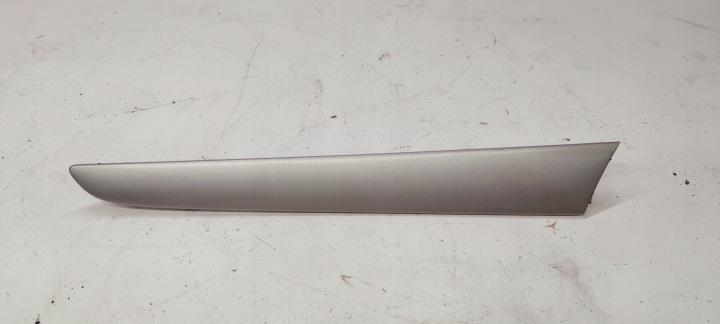 moulding DEKORY door right AUDI Q5 8R 8R0867410
