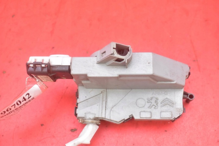 de la Serrure Portière Gauche Arrière Arrière 567165 PEUGEOT 308 1 et T7 KOMBI 07-11