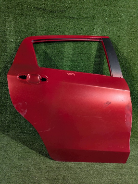 portière arrière droit droite arrière TOYOTA YARIS III 11- NR.D4824