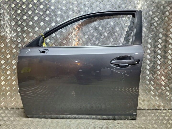 dvere Ľavé predok LEXUS CT 2010-2022 kompletné