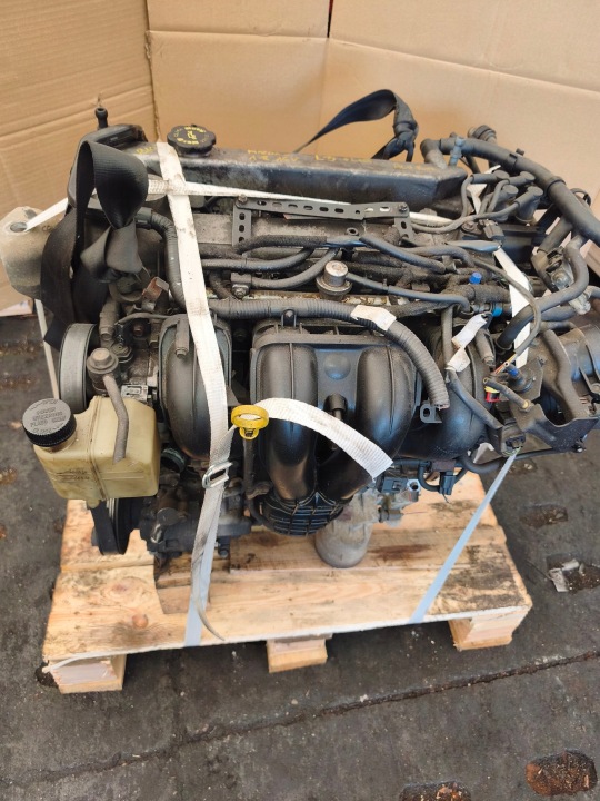 engine 1.8 16V L8 ALU cover complete MAZDA 5 MAZDA 6 DO MONTAZU FILM