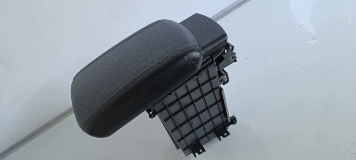 Loketní opěrka SKORZANY kůže HYUNDAI TUCSON III 2015