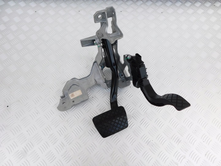 Audi Q5 80A Versteifung pedal pedale Bremse Gas potentiometer Europa komplet