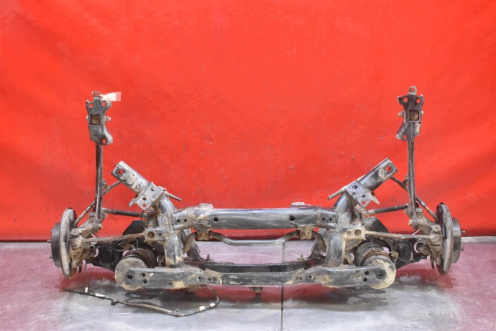 Achsträger träger Fahrschemel Vorderachsträger heck TOYOTA RAV4 4 IV 2.0 D-4D 146 KM LIFT 15-20
