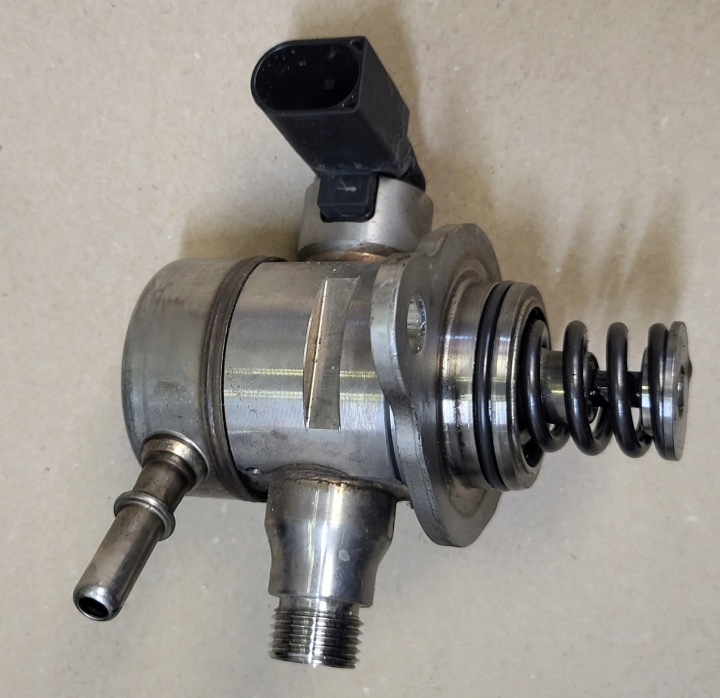 Pompe alimentation carburant VW GOLF VII 7 T-ROC SEAT LEON SKODA AUDI A1 A3 8V 1.5 TSI OE