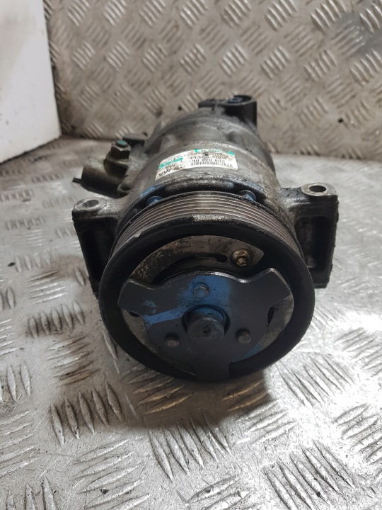 compressor of the air conditioning VOLKSWAGEN TOURAN 1 5N0820803