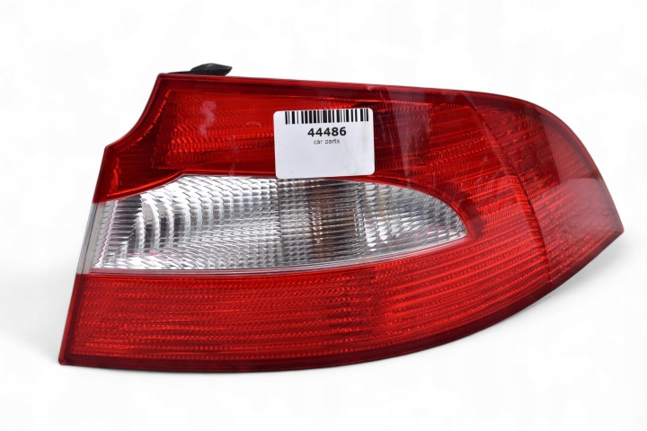Licht rechts heck SKODA SUPERB II Sedan 3T5945096