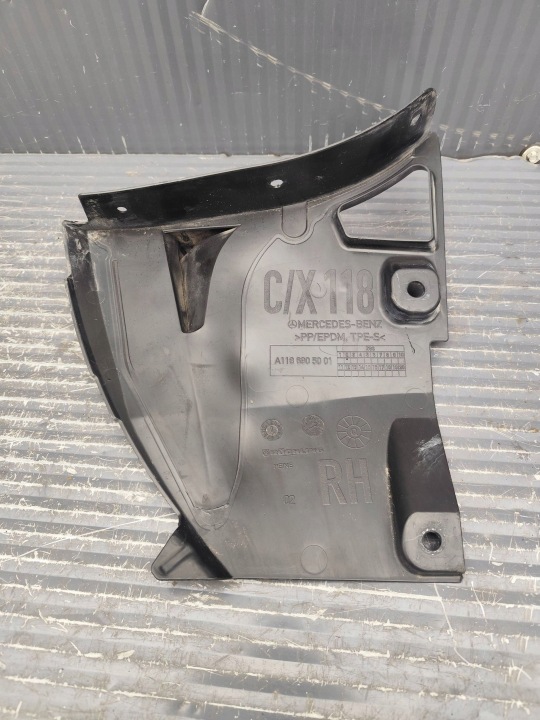 MERCEDES CLA W118 Pare soleil Droit TROJKAT A1186905001