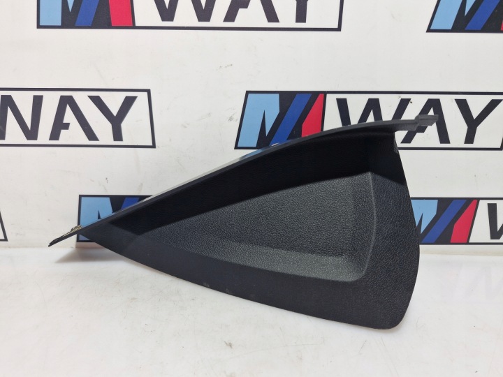 BMW F40 kryt přístrojovky ROZDZIELCZEJ levá EUROPA 6823269