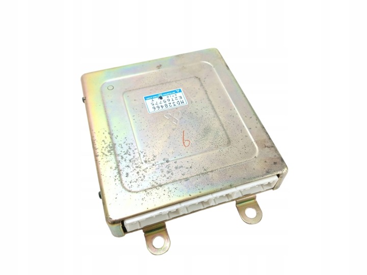 computer control unit of the engine MITSUBISHI LANCER VI 1.3 12V 75KM MD328466