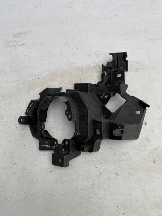 MAZDA 6 GJ LIFT 15- staffa fendinebbia sinistro
