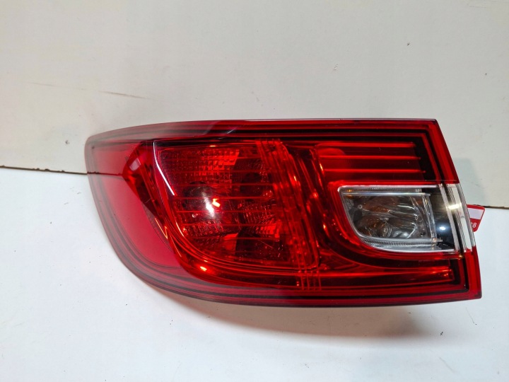 light rear left 265554091R RENAULT CLIO IV HB 2012-2016