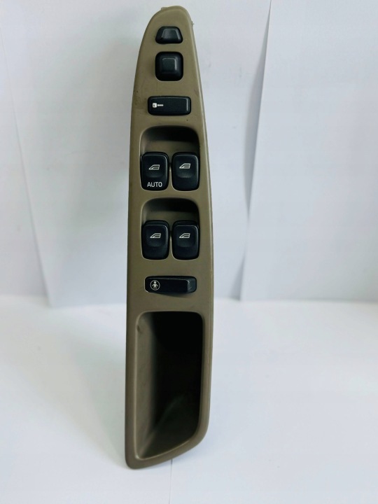 Volvo V40 lift window control switch left front driver´s jasny 30889747
