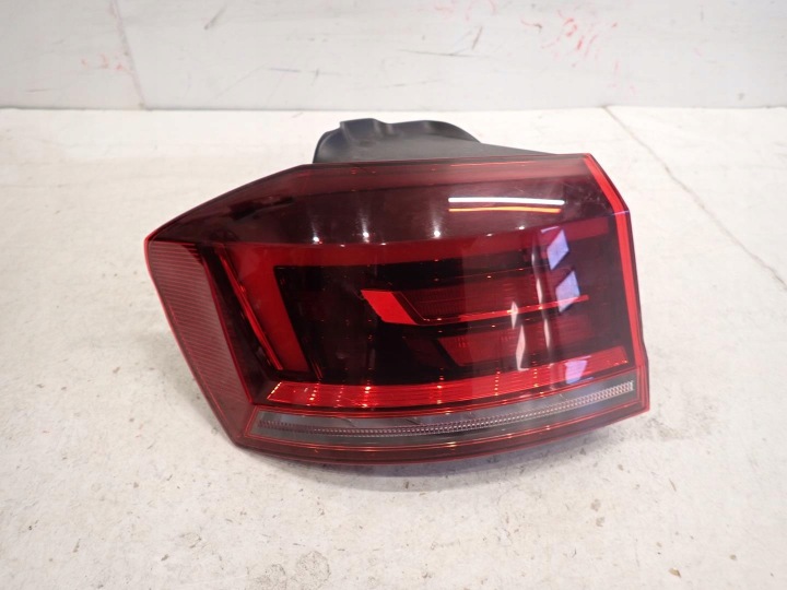 Feux phare Arrière Arrière Gauche VW SPORTSVAN LIFT 2017- 510945095AD