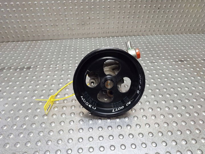 Pompe direction assistée 7Z07-1 MITSUBISHI L200 IV 2.5 DID 4D56U 06