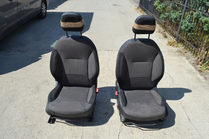 Citroen C3 II seat left or right front