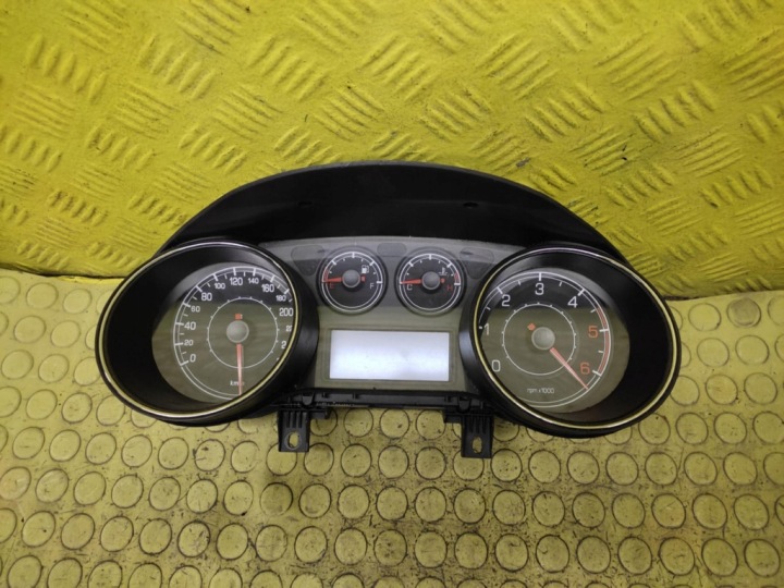 FIAT BRAVO II 1.6 dials 51820214