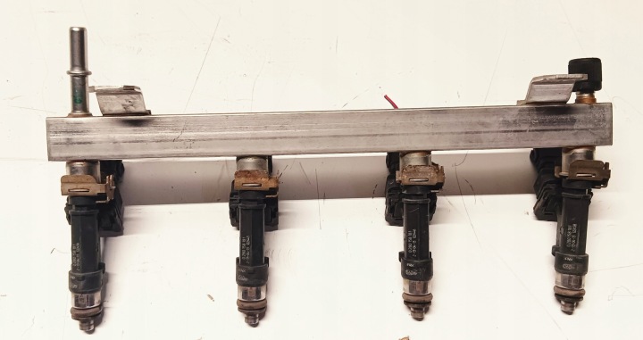 Kraftstoffverteiler Einspritzleiste 280151239 OPEL CORSA D