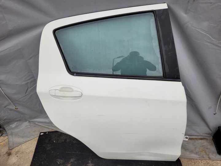 Portière Arrière Arrière Droit TOYOTA YARIS III 3 HB
