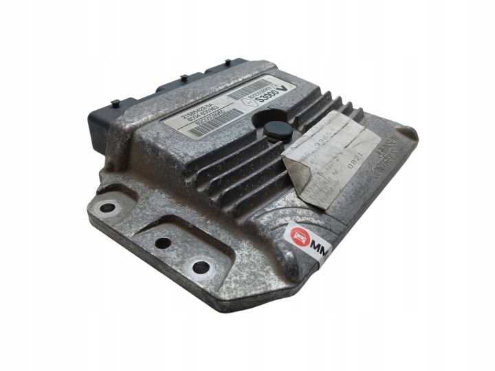 Computer DES MOTORS RENAULT SCENIC II 1.6 16V 113KM K4M 8200509963 8200509965