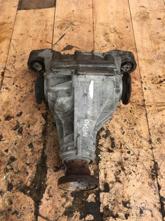 Differential AUDI Q7 4L 3.0 TDI JTQ