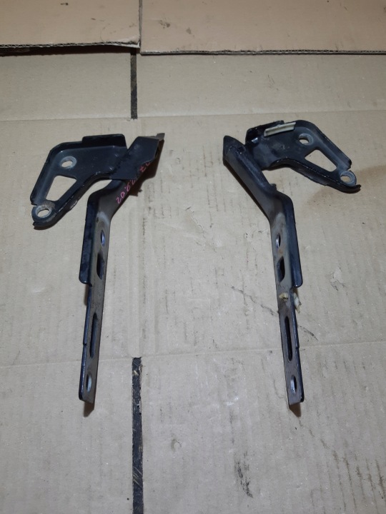 AUDI Q7 4L Scharniere der Motorhaube KPL 4L0823302 4L0823301