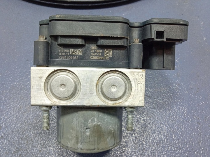 SUBARU XV CROSSTREK I LIFT 15- 2.0 150HP ABS PUMP 2265106452 7