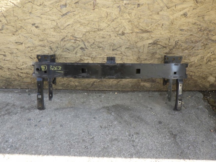 SKODA SCALA 654 2019- 654807111B TRAVERSA paraurti Anteriore