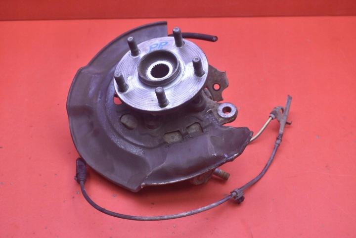 Achsschenkel Radnabe Radlager schenkel rechts vorne TOYOTA AURIS 2 II 1.33 DUAL VVTI 99KM 15-18