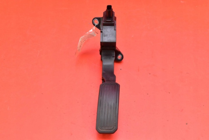 Potenziometro Pedale pedaliera acceleratore 78110-02010 TOYOTA VERSO 1 e 2.0 D-4D 128KM 09-13