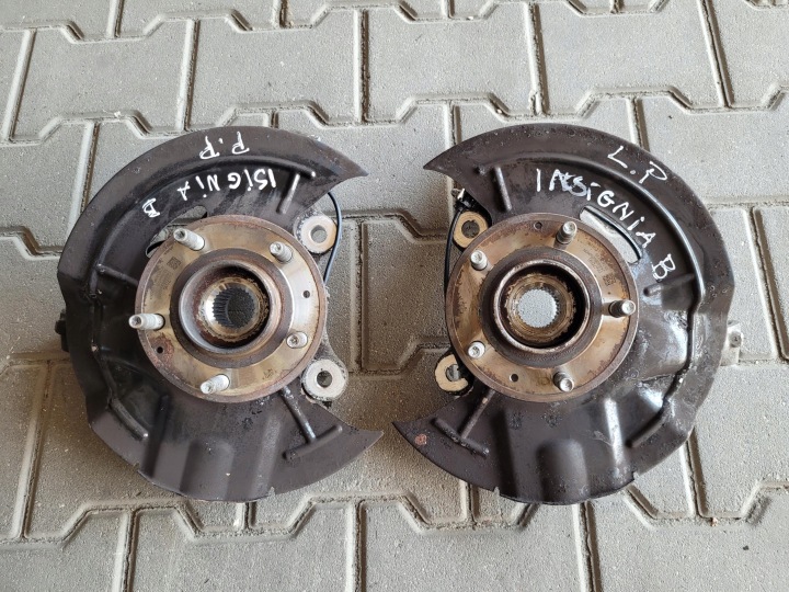 glavčina prednji dio prednja desna 23384198 OPEL INSIGNIA B 1.6 D CDTI