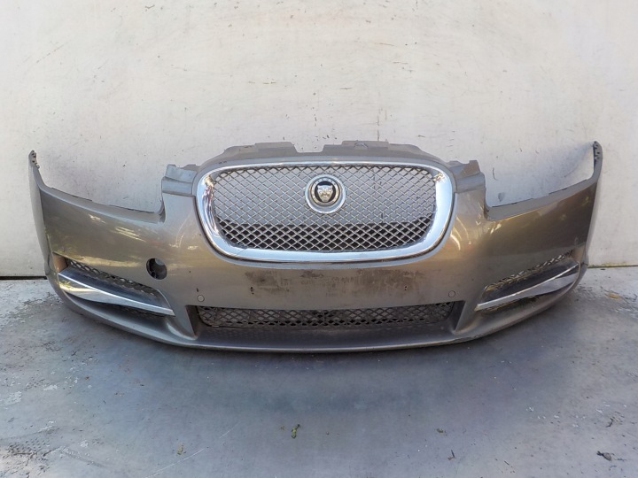 705 JAGUAR XF X250 nárazník predok predný