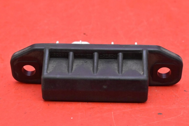 Poignée Bouton du capot Arrière Arrière 15D356 TOYOTA YARIS 4 IV 5D HB 20