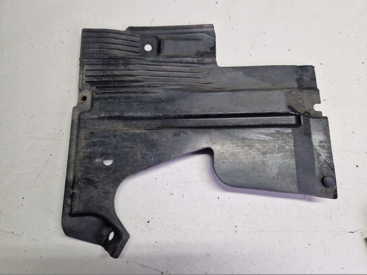 AUDI A6 C6 sedan cover lower chassis 4F0825216