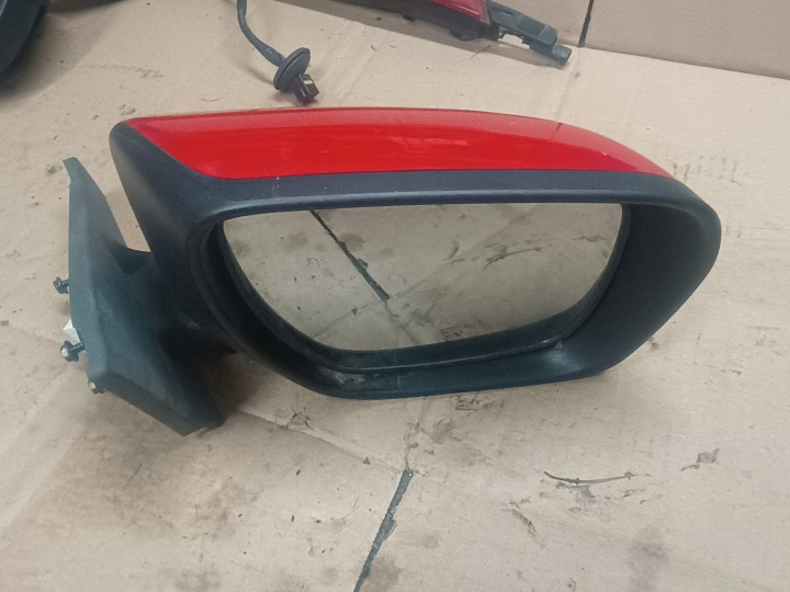 Spiegel links 4 PIN MAZDA 5