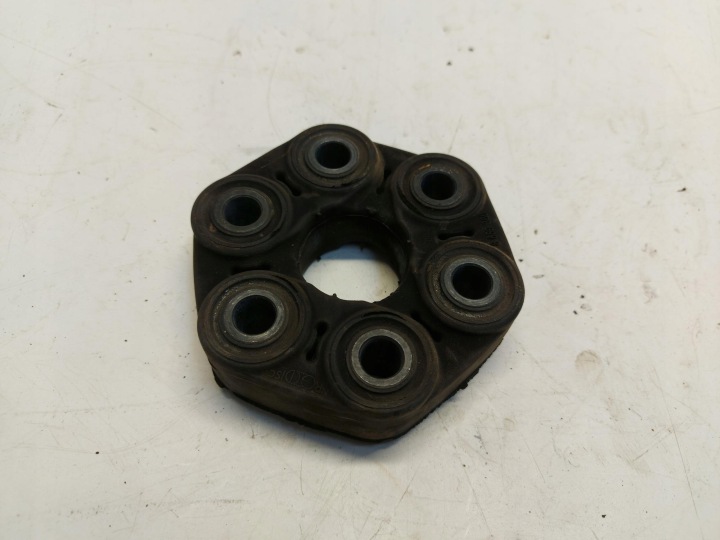 BMW F40 M135i Embrayage POLACZENIE Arbre moteur