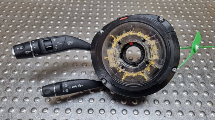 devio luci tergicristallo tergi anello airbag volante 415469 MERCEDES INFINITI Q30 QX30