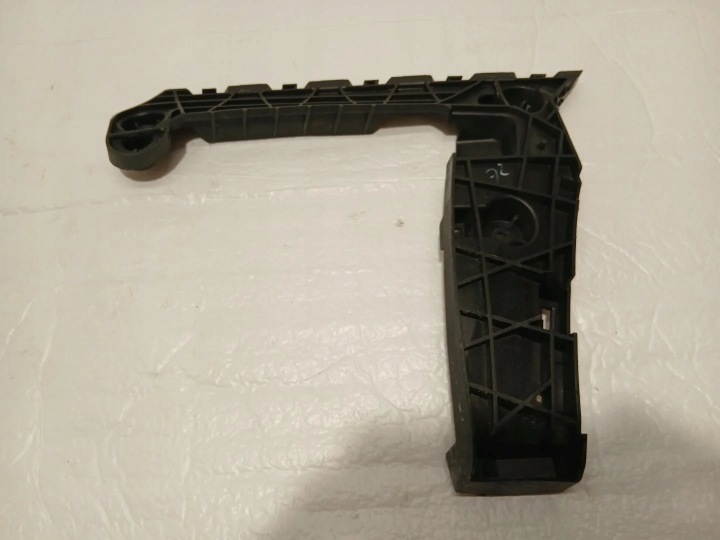 AUDI A4 B9 LIFT bumper bracket right rear part 8W5807454A
