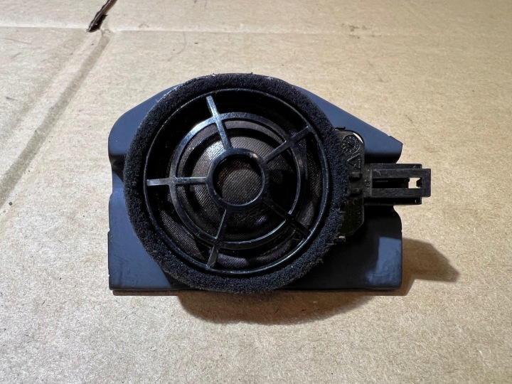 AUDI Q5 80A Lautsprecher BANG OLUFSEN SLUPKA links vorne 80A035399D