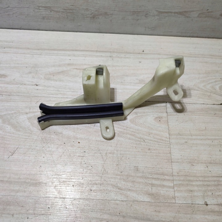Prowadnica Fenster Tür przednich vorne Seite rechts Opel Corsa F 9823206080