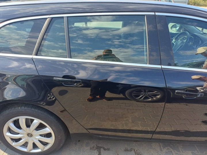 Tür komplet rechts heck OPEL INSIGNIA A Z20R ID: 238657
