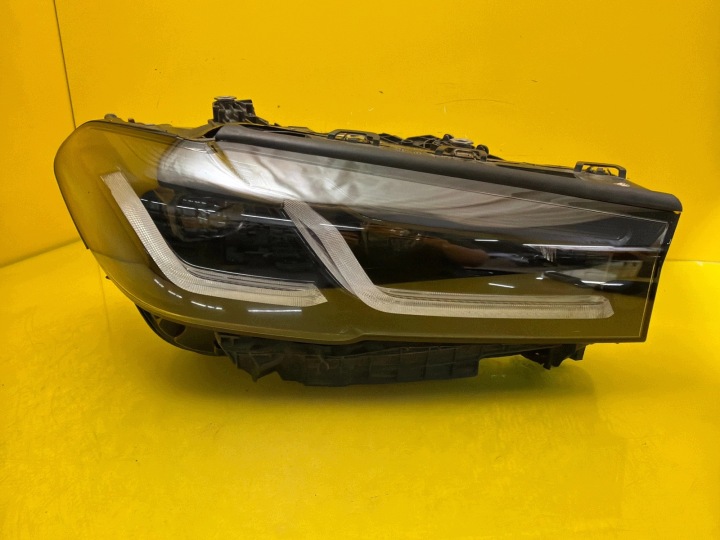 feu droit avant BMW 5 G30 G31 Lift Full Led Shadow Line 2020-2024 RH 5A38